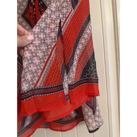 Fig & Flower Multicolor V Neck Sheer Bell Sleeve Blouse XL - Picture 7 of 9